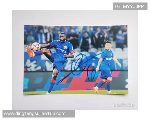 以停球技术见长的足球球星如何凭控球细腻改变比赛节奏 以停球技术见长的足球球星如何凭控球细腻改变比赛节奏